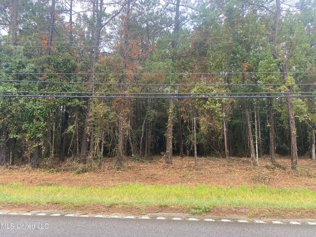 Hwy 613, Escatawpa, MS 39552