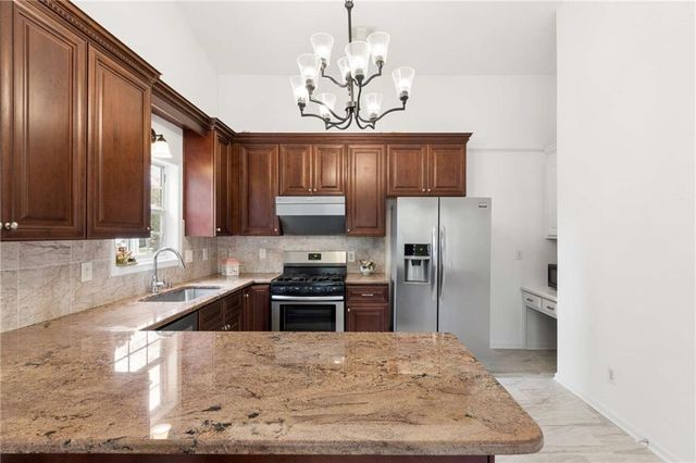 1316 Mandalay Court SW, Lilburn, GA 30047