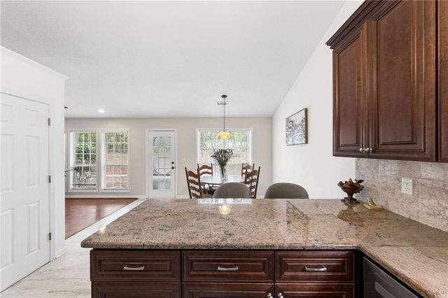 1316 Mandalay Court SW, Lilburn, GA 30047