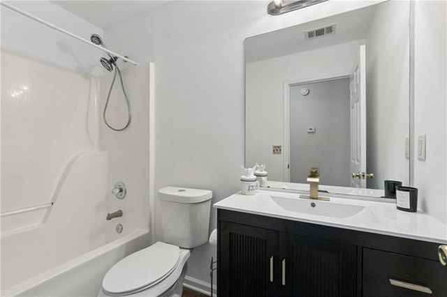 1316 Mandalay Court SW, Lilburn, GA 30047