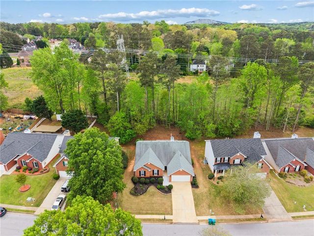 1316 Mandalay Court SW, Lilburn, GA 30047