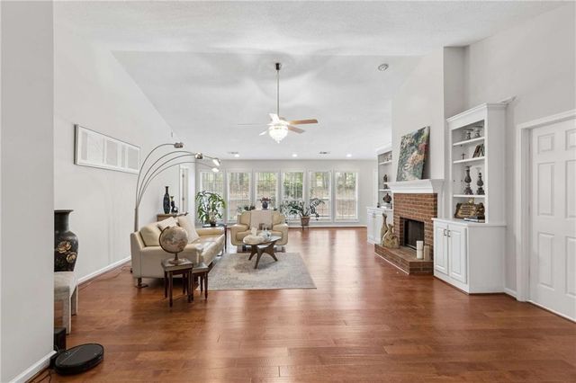 1316 Mandalay Court SW, Lilburn, GA 30047