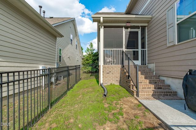 1860 Hammocks Beach Trail, Apex, NC 27502