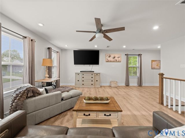10325 Centralia Station Rd, Chesterfield, VA 23831