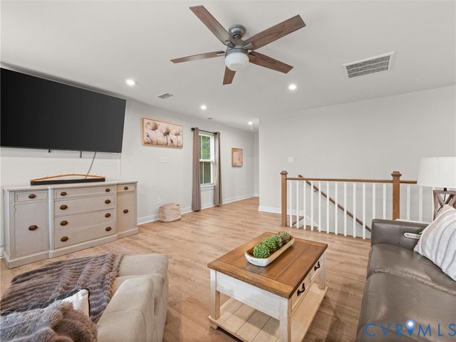 10325 Centralia Station Rd, Chesterfield, VA 23831