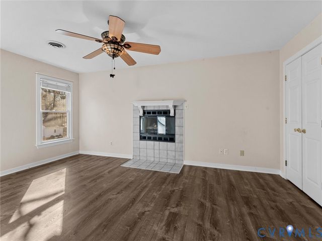 8711 Ewes Ct, North Chesterfield, VA 23236