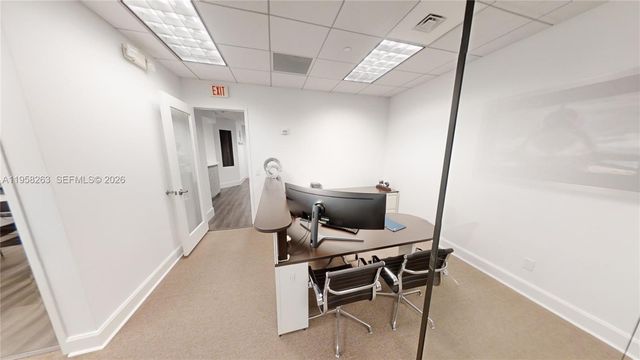 175 SW 7th St 1612, Miami, FL 33130