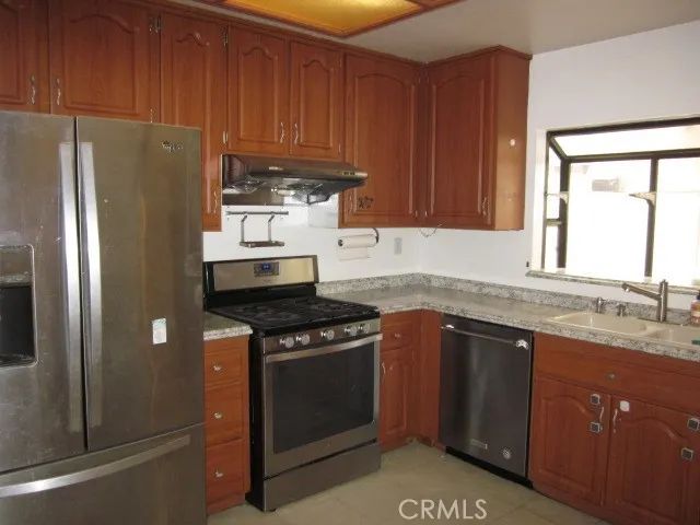 843 Vineyard Avenue, Duarte, CA 91010