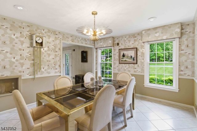 39 Meadowbrook Rd, Randolph Twp., NJ 07869