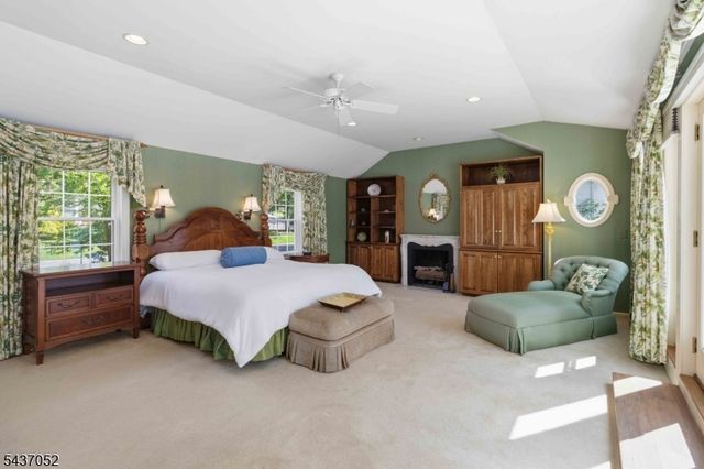 39 Meadowbrook Rd, Randolph Twp., NJ 07869