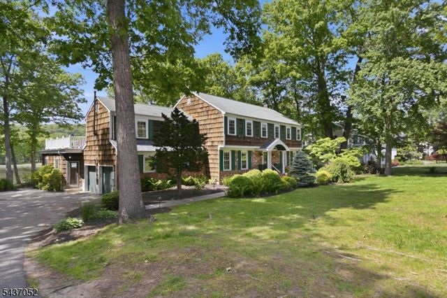 39 Meadowbrook Rd, Randolph Twp., NJ 07869
