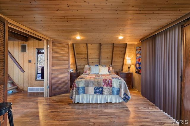 145 E Innsbrook Circle Drive, Wright City, MO 63390