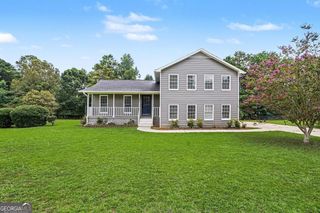 125 Beacon Drive, Fayetteville, GA 30215