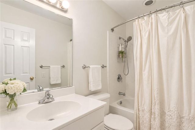 1792 Moores Mill Road NW, Atlanta, GA 30318