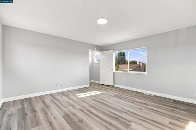 5029 Teakwood Dr, Oakley, CA 94561