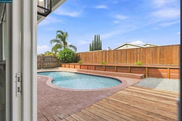 5029 Teakwood Dr, Oakley, CA 94561
