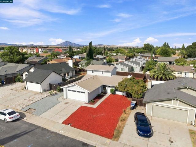 5029 Teakwood Dr, Oakley, CA 94561