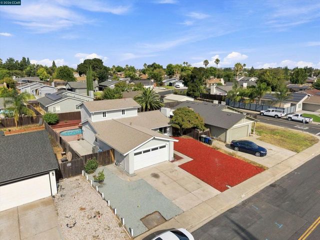 5029 Teakwood Dr, Oakley, CA 94561