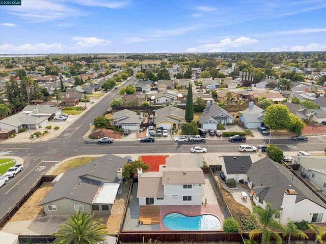 5029 Teakwood Dr, Oakley, CA 94561