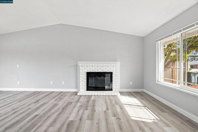 5029 Teakwood Dr, Oakley, CA 94561