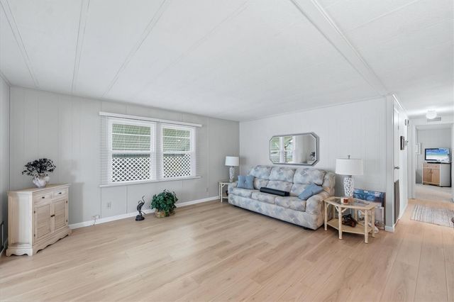 808 53RD AVENUE E 88, Bradenton, FL 34203