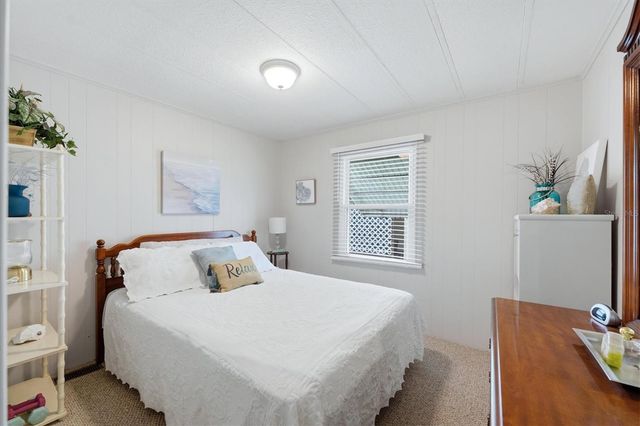 808 53RD AVENUE E 88, Bradenton, FL 34203