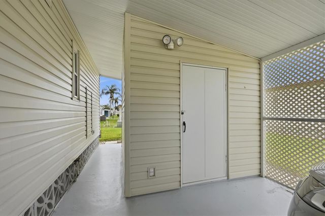 808 53RD AVENUE E 88, Bradenton, FL 34203