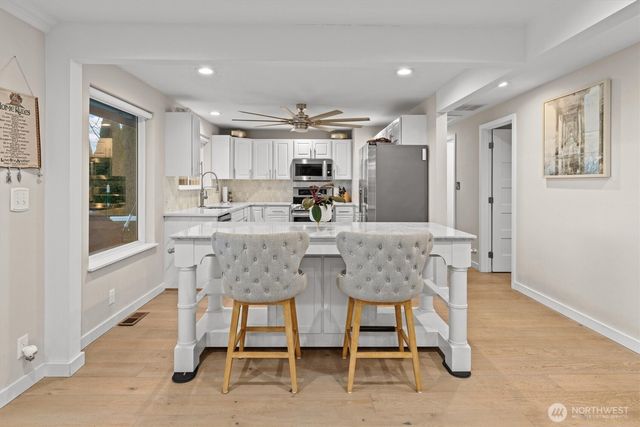 3415 N Garden Avenue, Renton, WA 98056