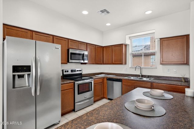 7855 W PALM Lane, Phoenix, AZ 85035