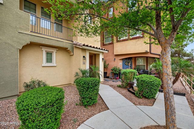 7855 W PALM Lane, Phoenix, AZ 85035