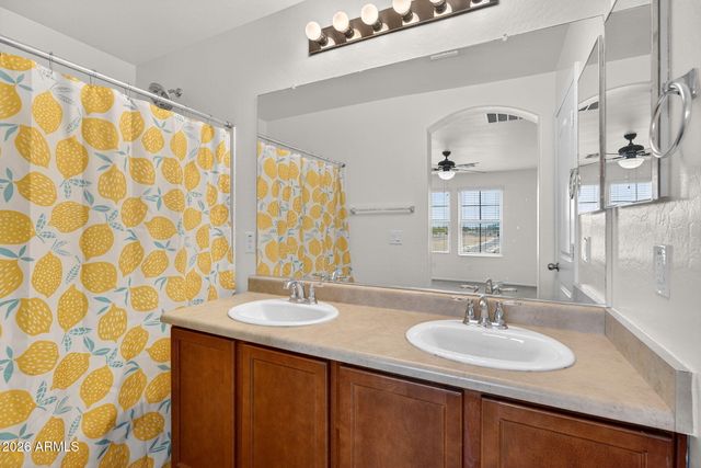 7855 W PALM Lane, Phoenix, AZ 85035