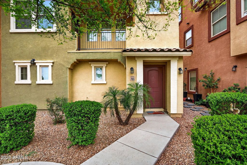 7855 W PALM Lane, Phoenix, AZ 85035