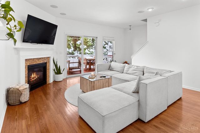 3450 Golden Avenue, Cincinnati, OH 45226