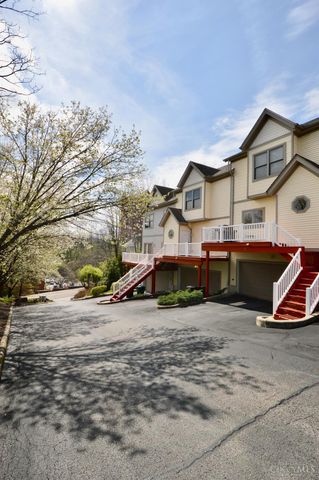 3450 Golden Avenue, Cincinnati, OH 45226