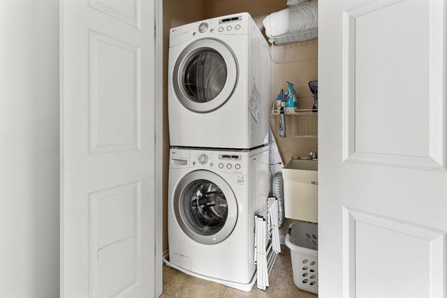 3450 Golden Avenue, Cincinnati, OH 45226