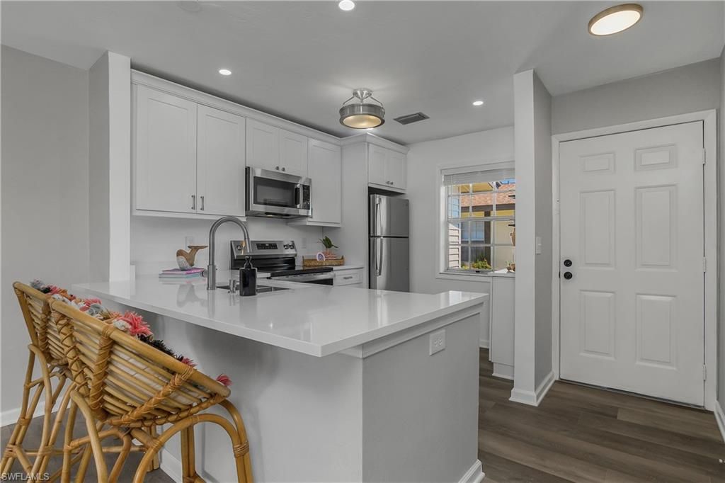 1071 Pine Isle LN 1071, NAPLES, FL 34112 — photo 3
