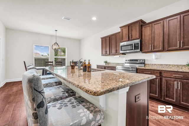 1319 W Selby Phillips Drive, Mobile, AL 36695