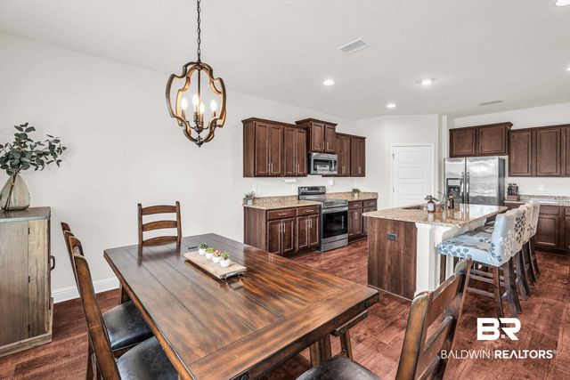 1319 W Selby Phillips Drive, Mobile, AL 36695