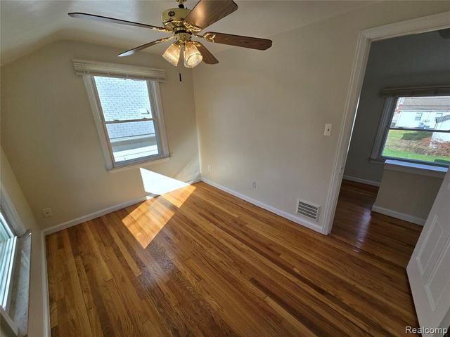 4858 Palmer Street, Dearborn, MI 48126