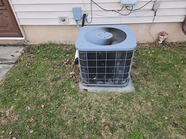 4858 Palmer Street, Dearborn, MI 48126