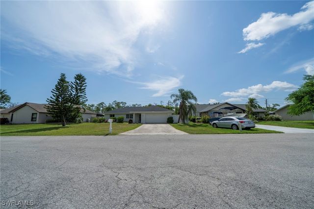 17668 Taylor DR, Fort Myers, FL 33908