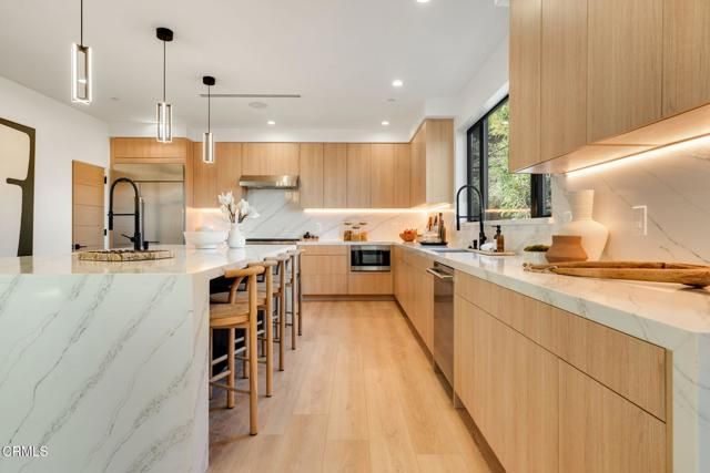 708 Skyview Terrace, Ventura, CA 93003