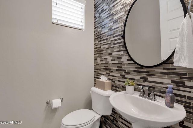 2443 W GLORIA Lane, Phoenix, AZ 85085