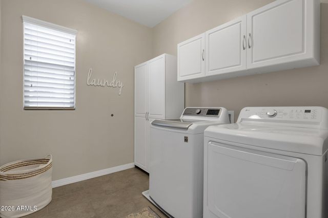2443 W GLORIA Lane, Phoenix, AZ 85085