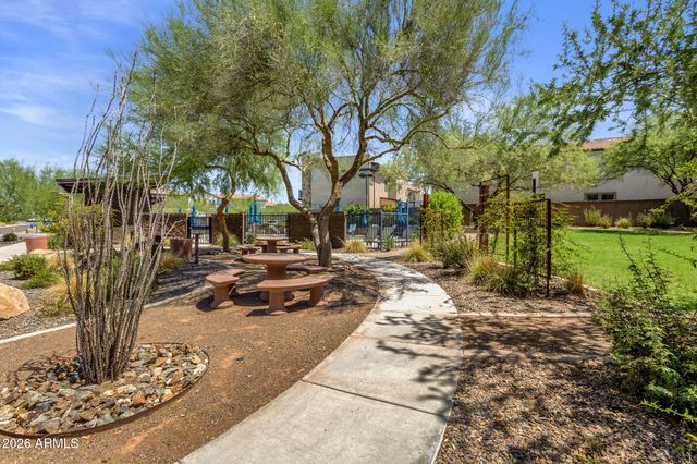 2443 W GLORIA Lane, Phoenix, AZ 85085