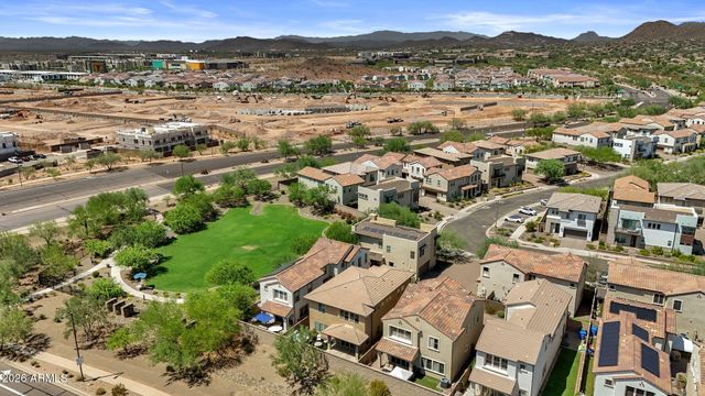 2443 W GLORIA Lane, Phoenix, AZ 85085