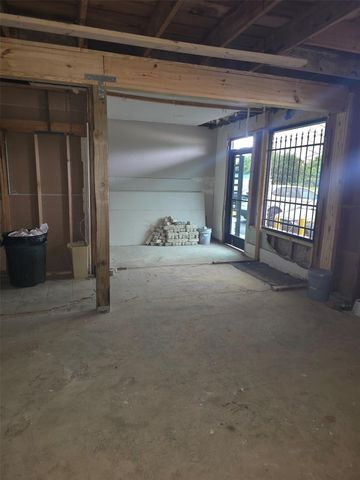 3619 Reed Road, Houston, TX 77051