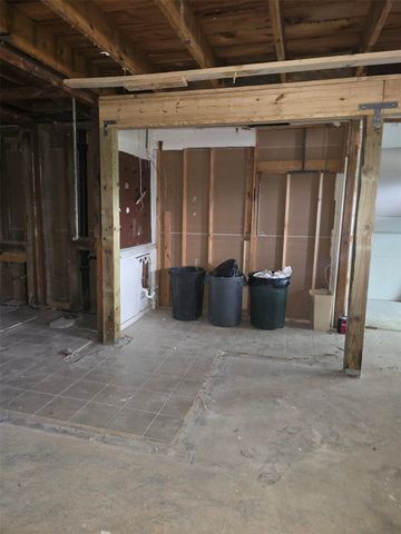 3619 Reed Road, Houston, TX 77051