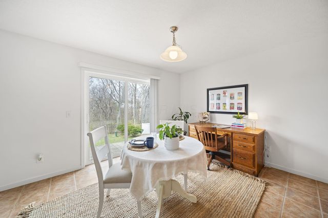 2659 Roe Drive, Lewis Center, OH 43035