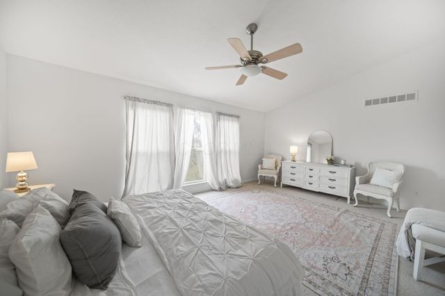 2659 Roe Drive, Lewis Center, OH 43035